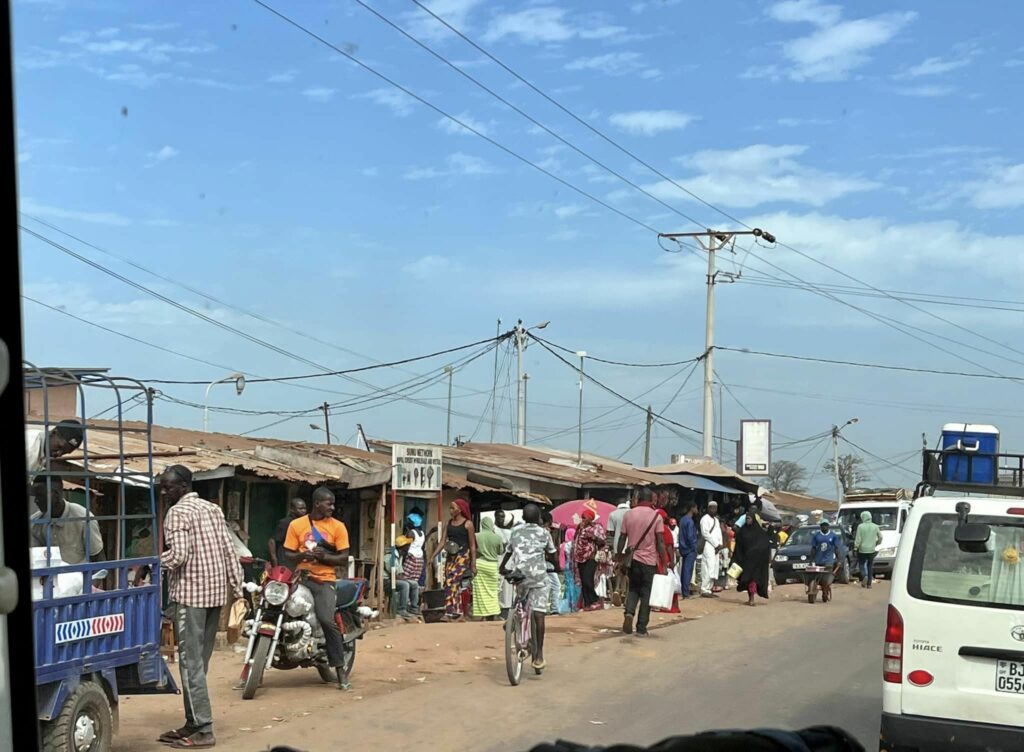 Gatebilde fra Gambia